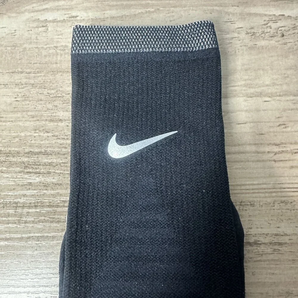 NWT Nike Unisex Spark Dri-FIT Running Crew Socks Black Size Large (DA3584-010)